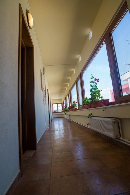 Hostel Nova Route Năvodari Exterior foto